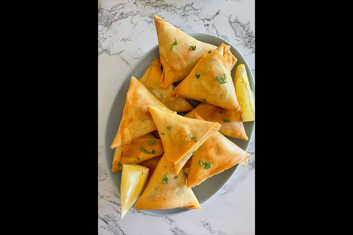 Beef Samosa (4 pieces)